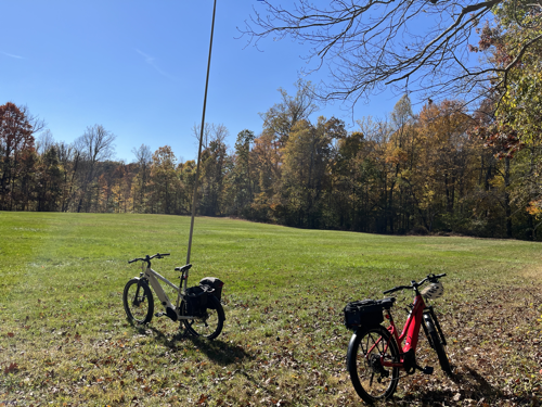 My antenna mast leaning against my bike.