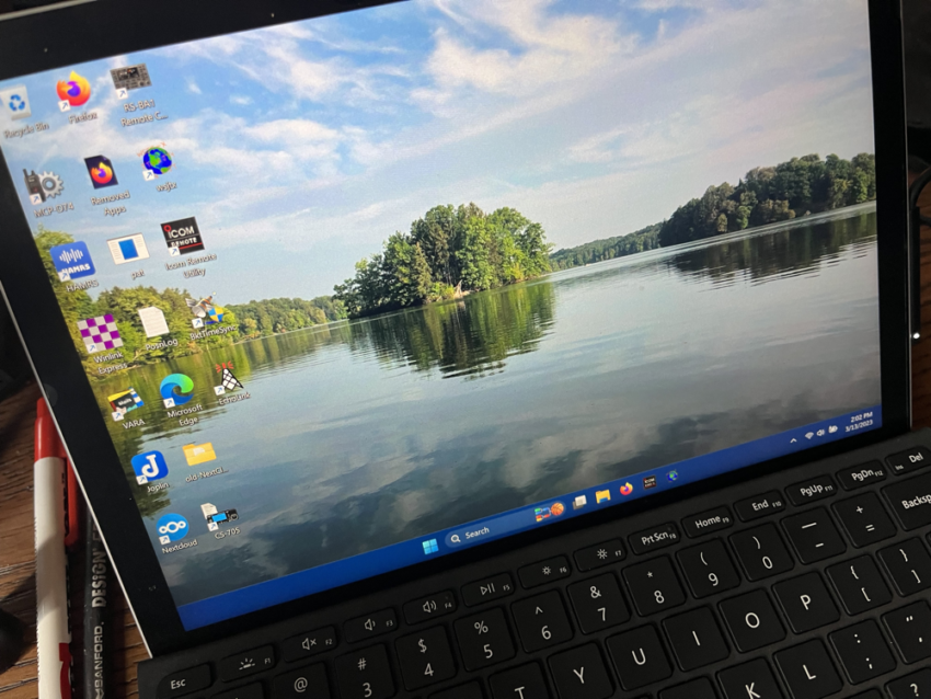 Microsoft Surface Go 2 Screen
